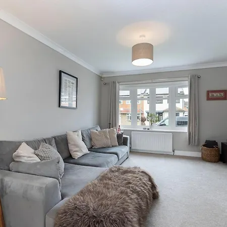 The Nest In The Neighbourhood Marton-in-Cleveland
